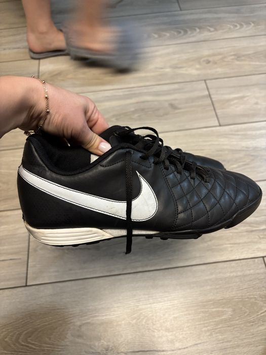 Футбольні бутси(сороконіжки) nike
