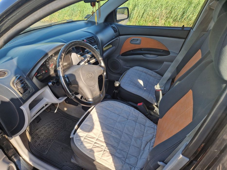 КІА Picanto 2004 року, 1.1 бензин, механіка.