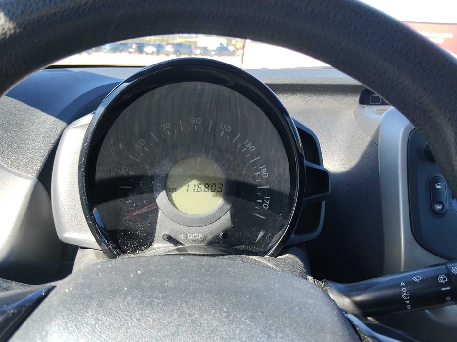 Peugeot 108 1.0 2015 — photo 2
