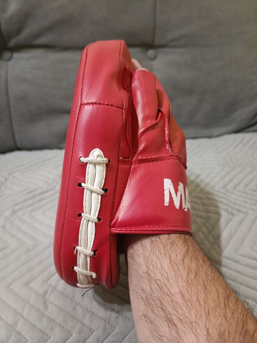 Боксёрская лапа MAX STRENGTH