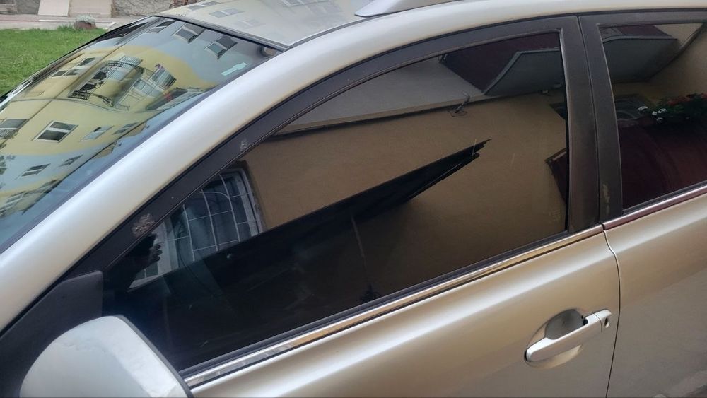 Продам тойота авенсіс