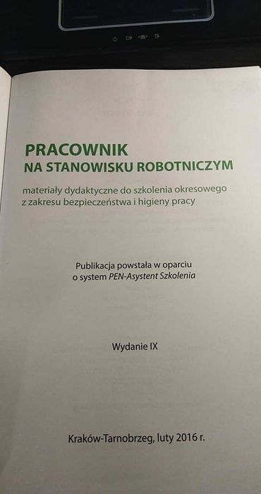 książka  Pracownik na stanowisku robotniczym  tarbonus