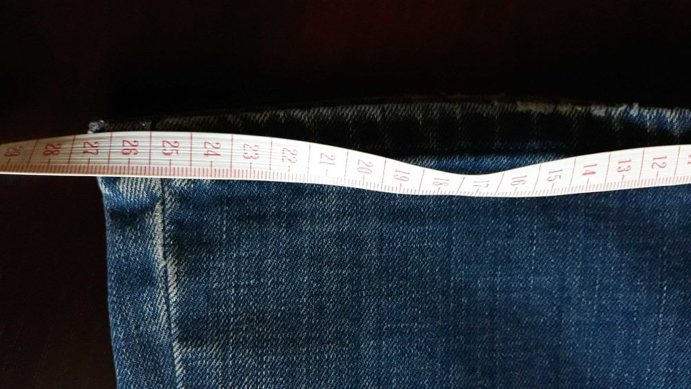 Sprzedam spodnie damskie wrangler .