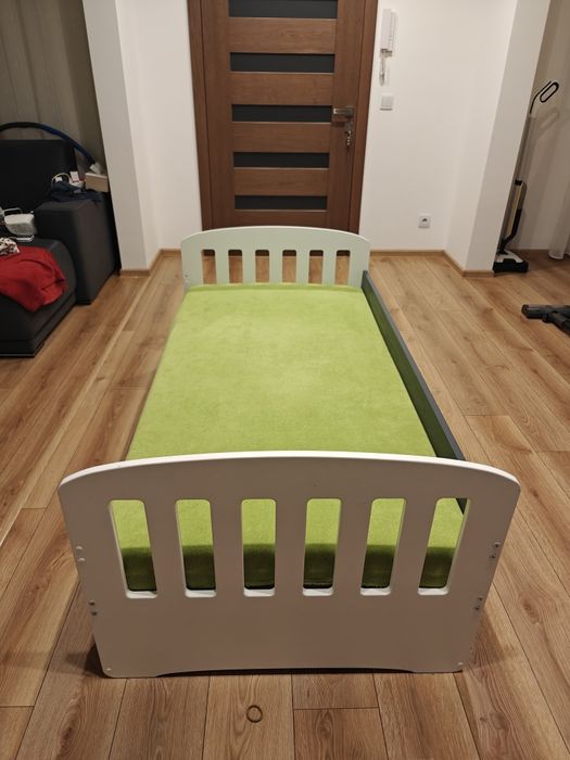 Łóżko dziecięce 80x160 z szufladą na kółkach – bardzo dobry stan (2 sz