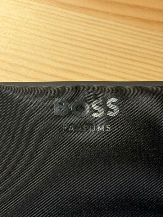 Nerka BOSS Parfums granatowa, nowa, saszetka biodrowa
