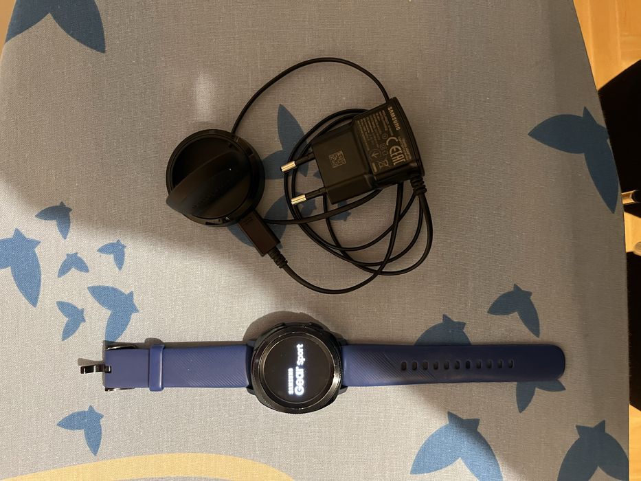 Niebieski Samsung Gear Sport SM-R6000