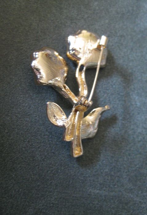 Alfinete / Broche / Pregadeira Flor NOVO