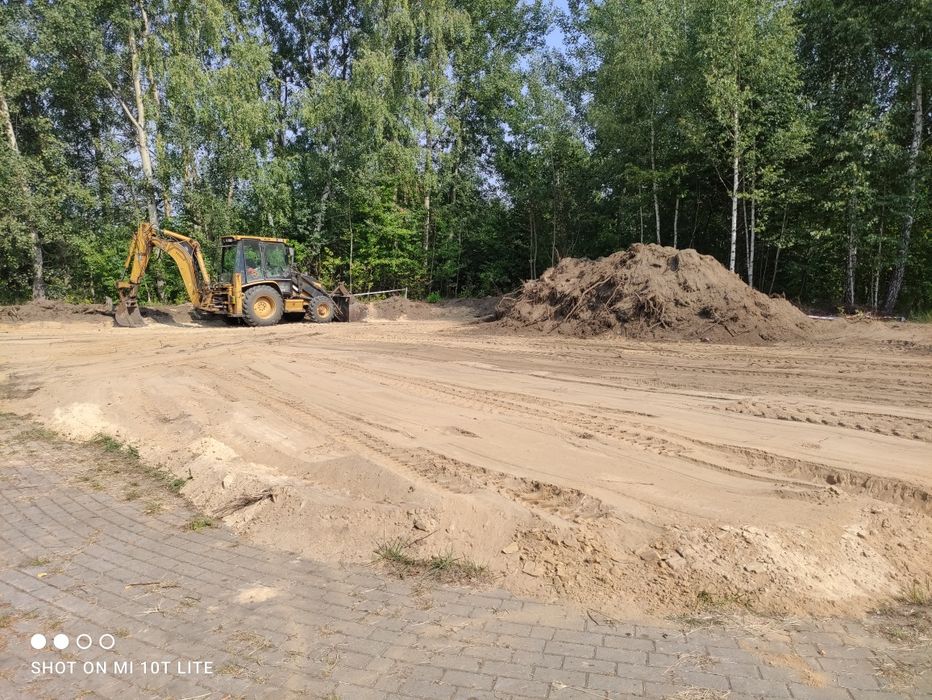 Usługi koparką obrotową i wywrotką transport koparko ładowarka