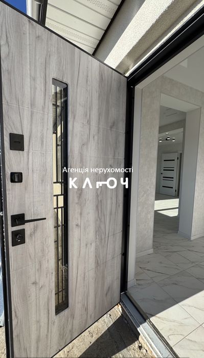 Продаж будинку з новим ремонтом р-н Тихої Гавані!