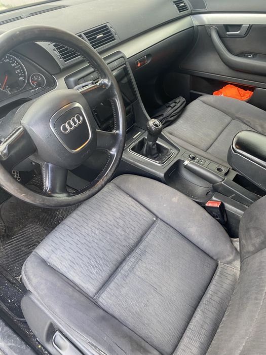 Audi A4 bom estado ! Aceito comercial furgao