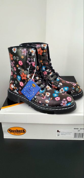 Botki Dockers 37