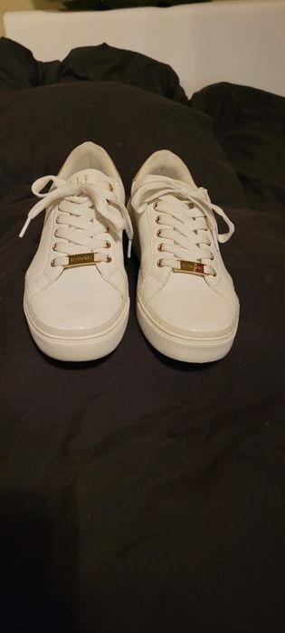 Buty sportowe że skóry naturalnej