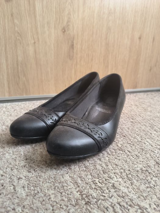 Buty na obcasie rozmiar 37