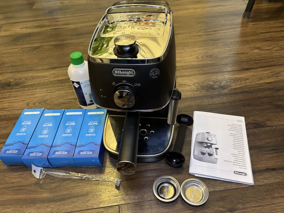 Ekspres kolbowy De’Longhi ECI341 Scultura - stan bardo dobry