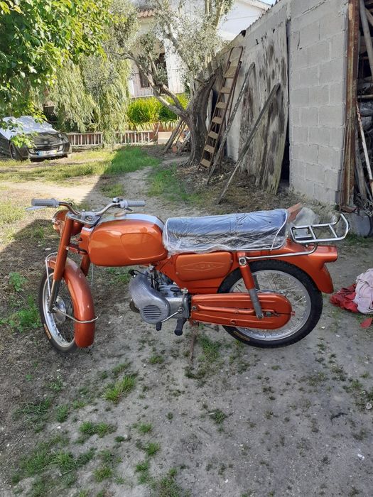 Motorizada casal 181