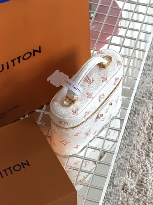 Сумка Сумка Louis Vuitton Vanity Chain Pouch