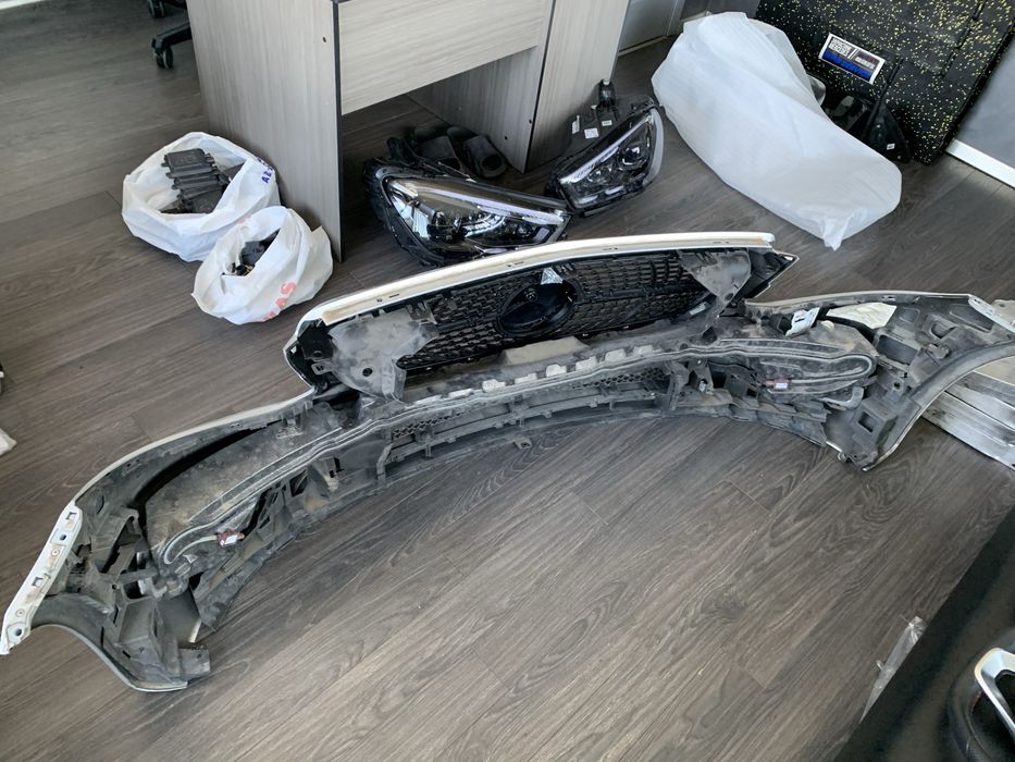 Мерседес w213 238 бампер АМГ AMG комплектний