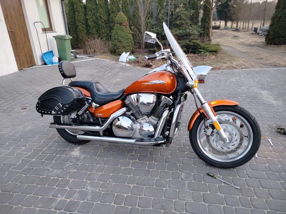 Honda vtx 1300 custom