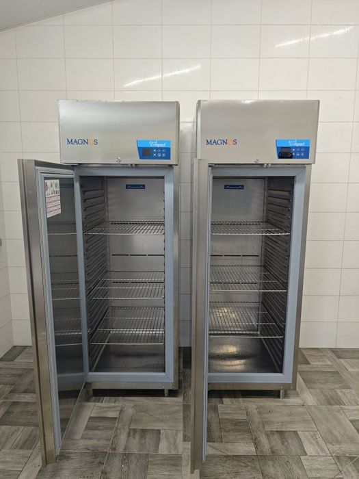 Холодильна морозильна шафа 650л Cool Compact Німеччина