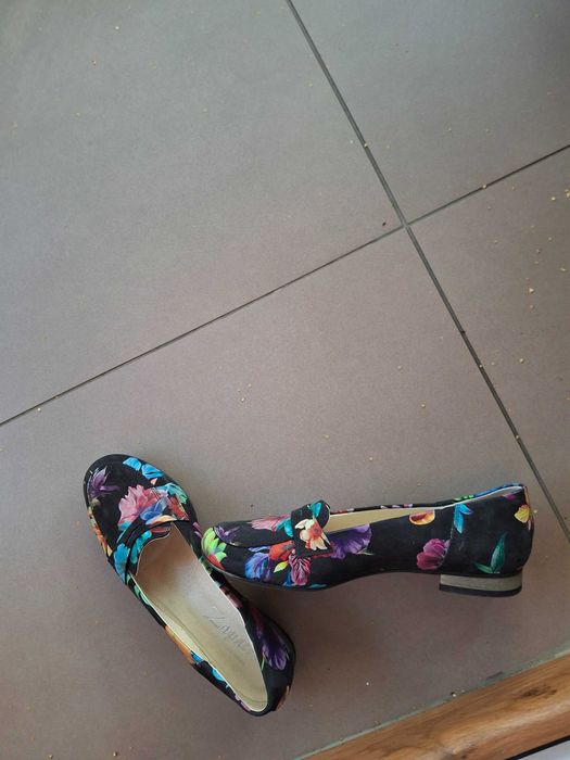 buty każde za 30 zł