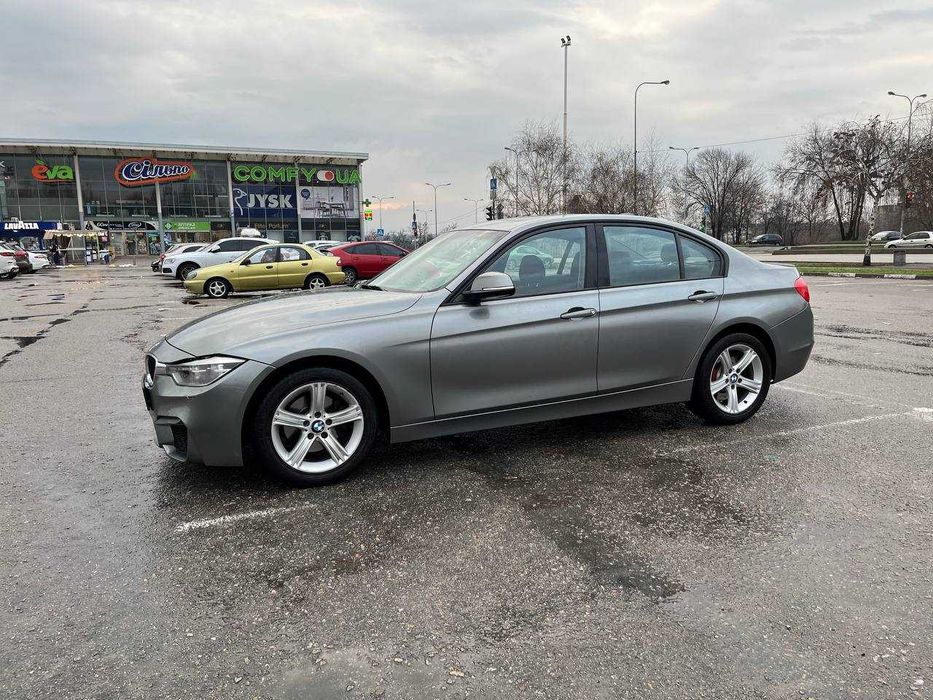 BMW F30 328i 2012