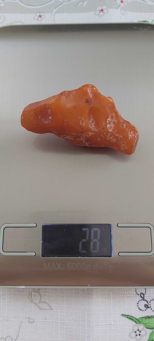Bursztyn surowy naturalny bałtycki 28 g