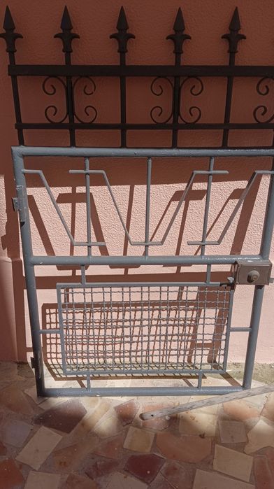 Vendo portões de abrir
