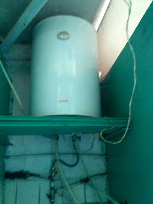 Продам комнату в коммуне в Лузановке!