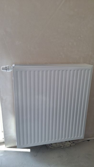 Grzejnik Radson Integra 33/900/800 o mocy 2068 W.