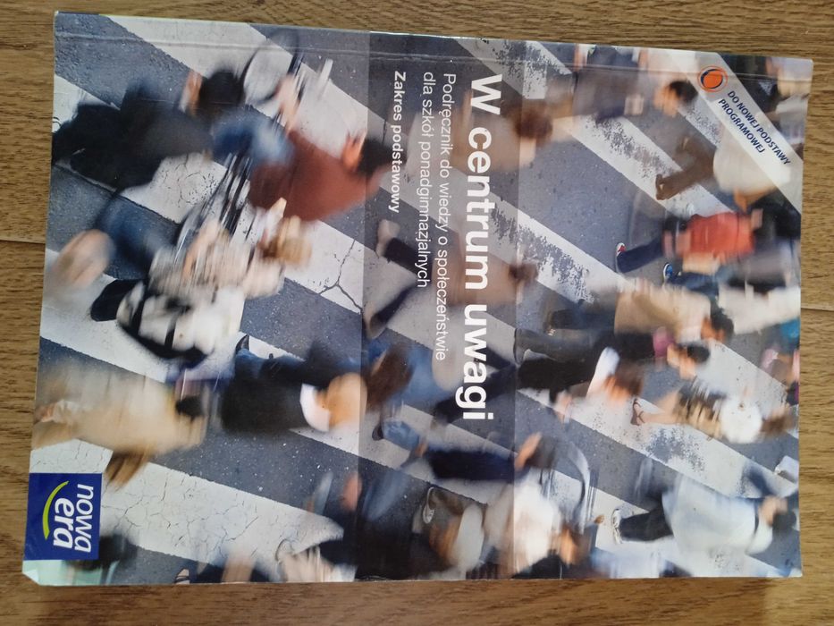 W centrum uwagi, podręcznik, podstawa, WOS - A. Janicki