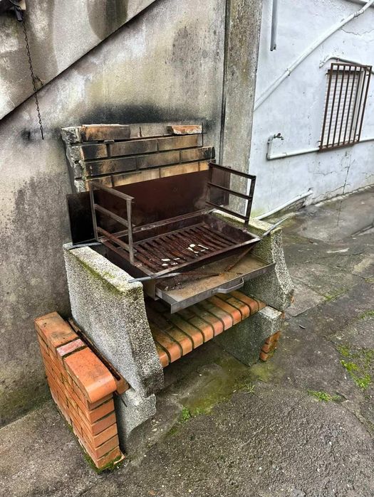 Vendo churrasqueira pela melhor oferta