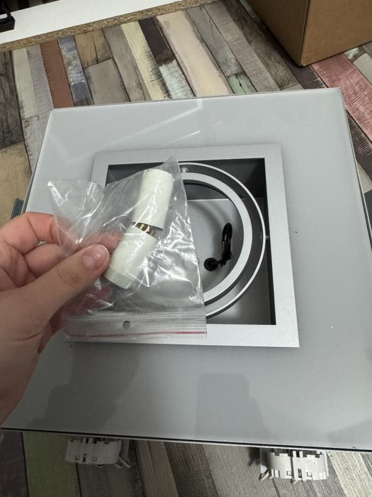 Lampa Oprawa awaryjna HYBRYD kod kat: 32263+