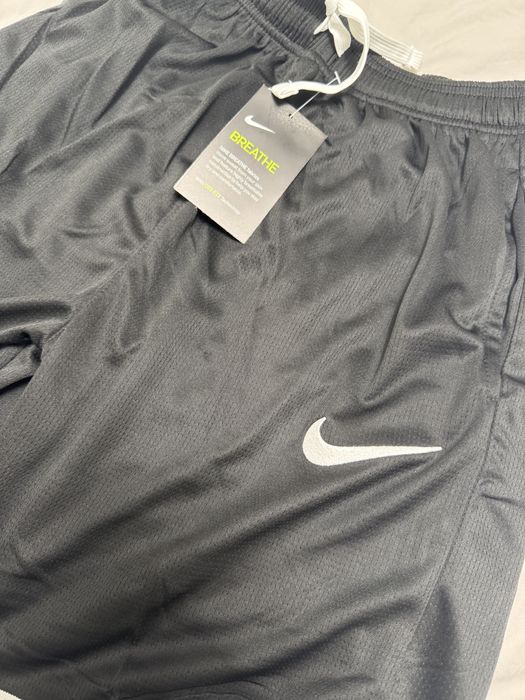 Nike dri fit dna шорти найк