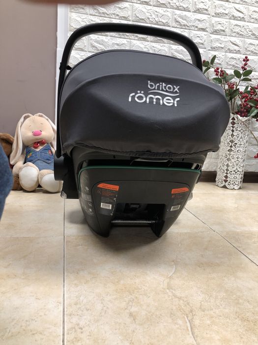 Автокрісло Britax Römer BABY-SAFE iSENSE Група 0+ (0-13 кг) брітакс