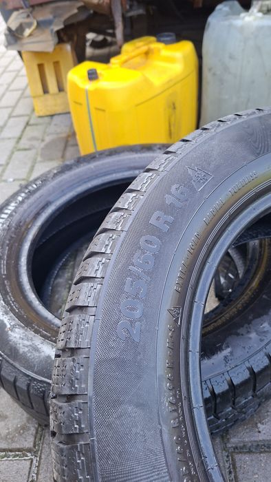 Opony Continental 205/60R16