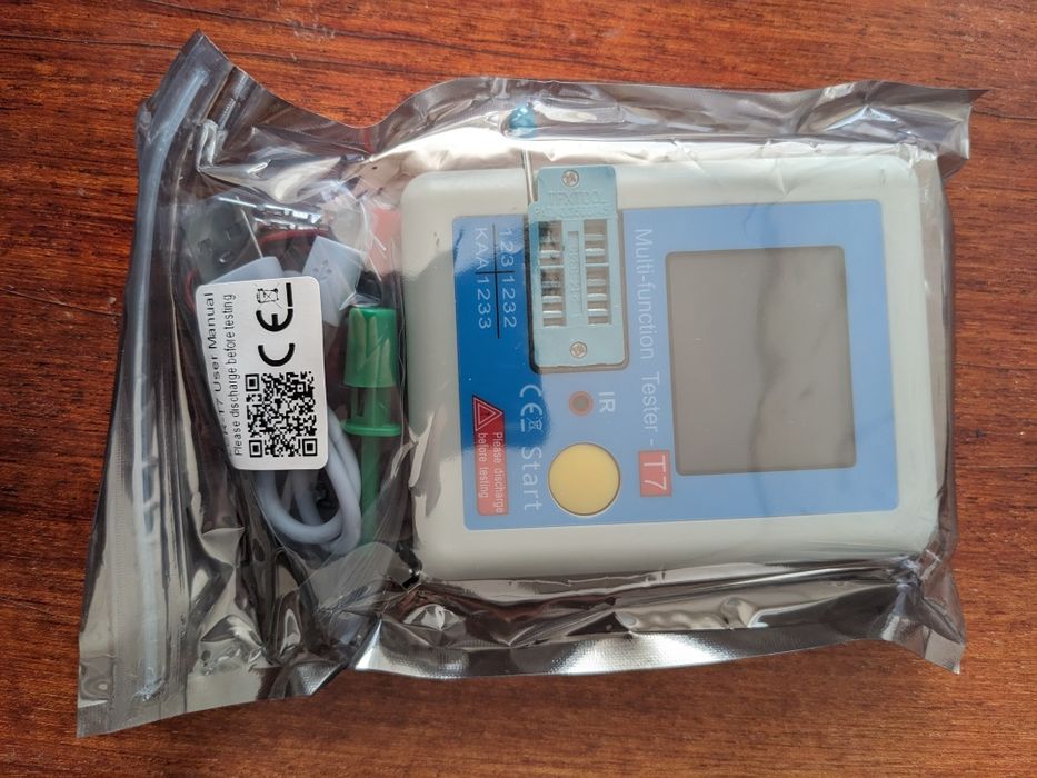 LCR T7 тестер конденсаторів, резисторів, діодів, тріодів, стабілітроні