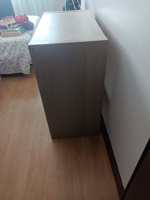 Móvel  de  cubos