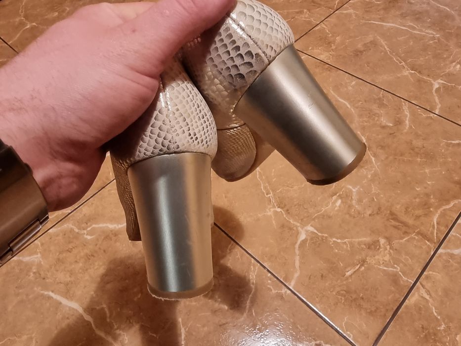 Buty damskie rozmiar 37 + Fleki