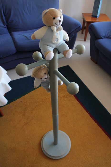 Tris e Ton - Medidor, cabide, tapete e cruzetas para quarto de criança