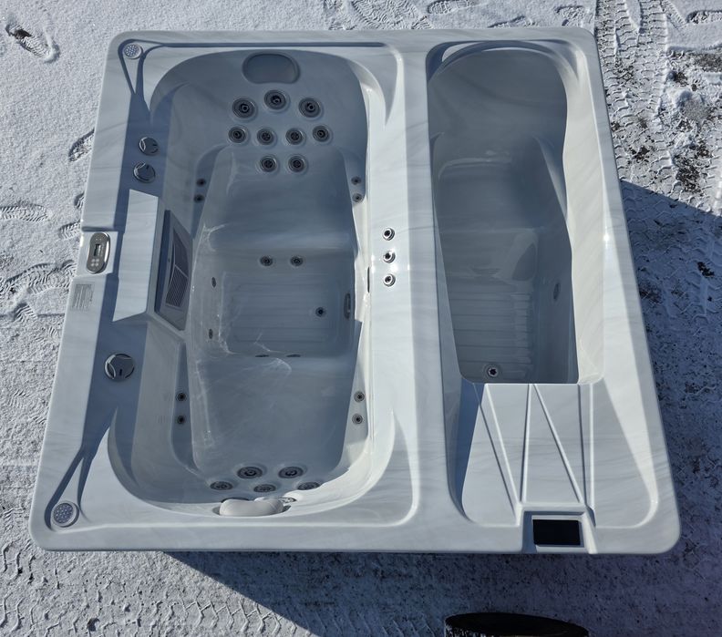 Jacuzzi + wanna do morsowania , beczka do morsowania - 2 w 1 .