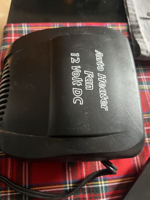 Продам автомобільний керамічний обігрівач