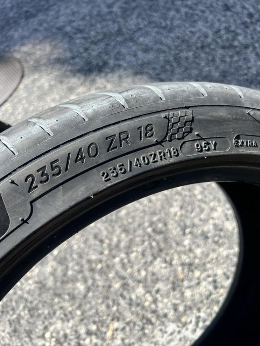 235/40/18 Michelin 2 pneus