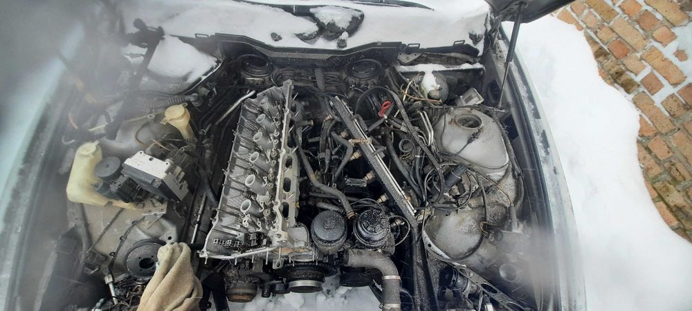 BMW e39 2,8 бензин