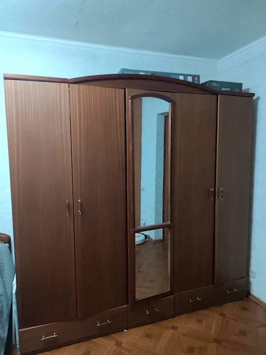 Продам шафу для спальні