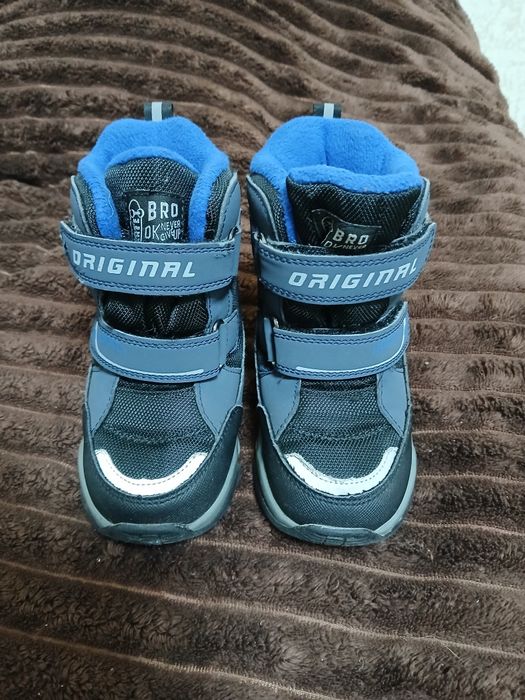 Зимове взуття для хлопчика 25р