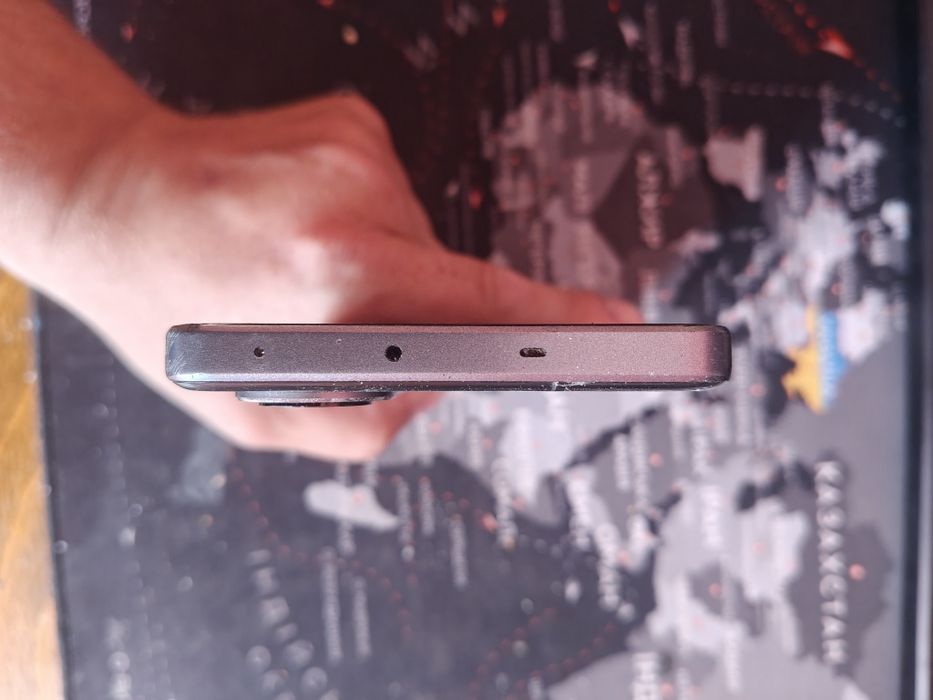 OnePlus Ace 3V 12/256 - розбитий екран, під відновлення