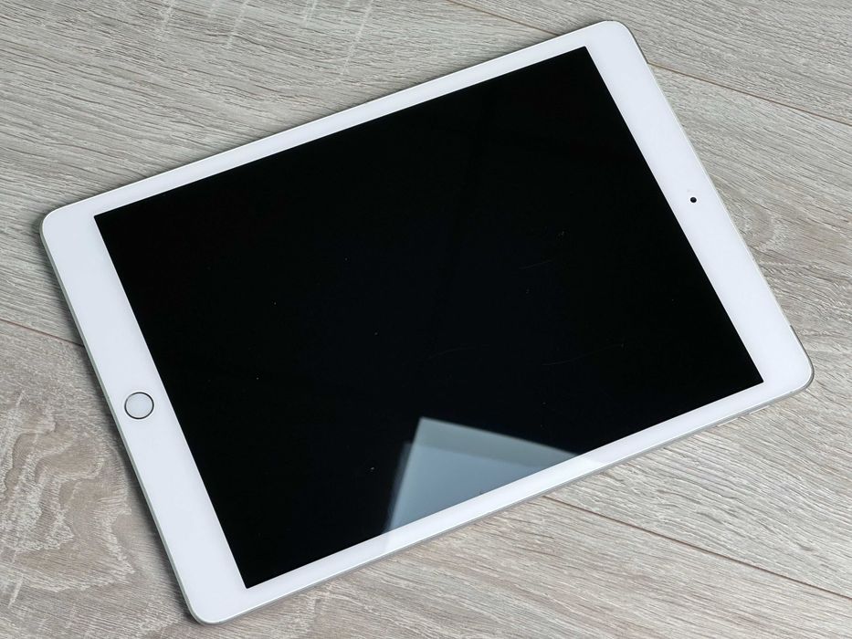 Apple iPad 7 10.2 Wi-Fi+LTE 128GB Silver НЕ ВКЛЮЧАЄТЬСЯ ЗАПЧАСТИНИ