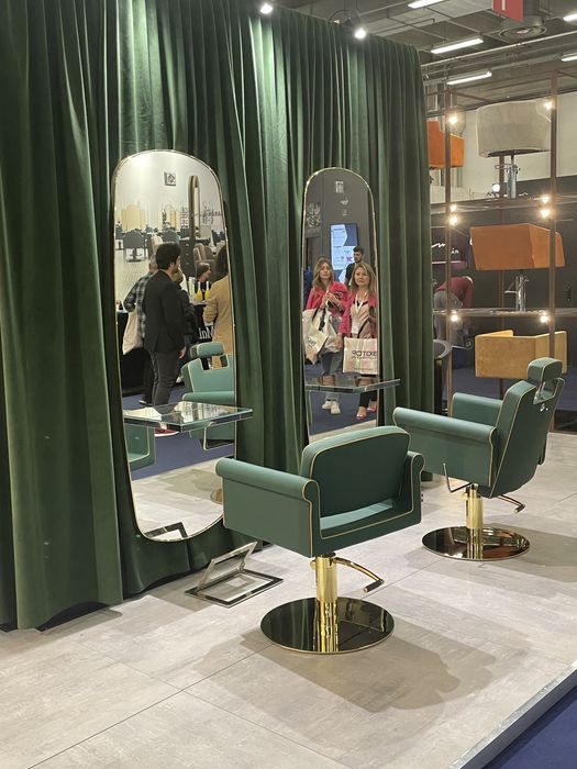 Mobiliario cabeleireiro exposicao