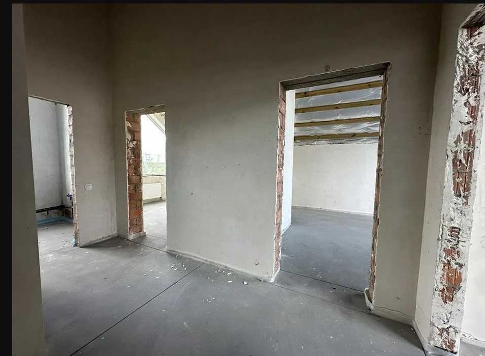 Продаж дуплексу с.Білогородка ,127 кв.м.,5 сот.землі,місце під 2 авто!