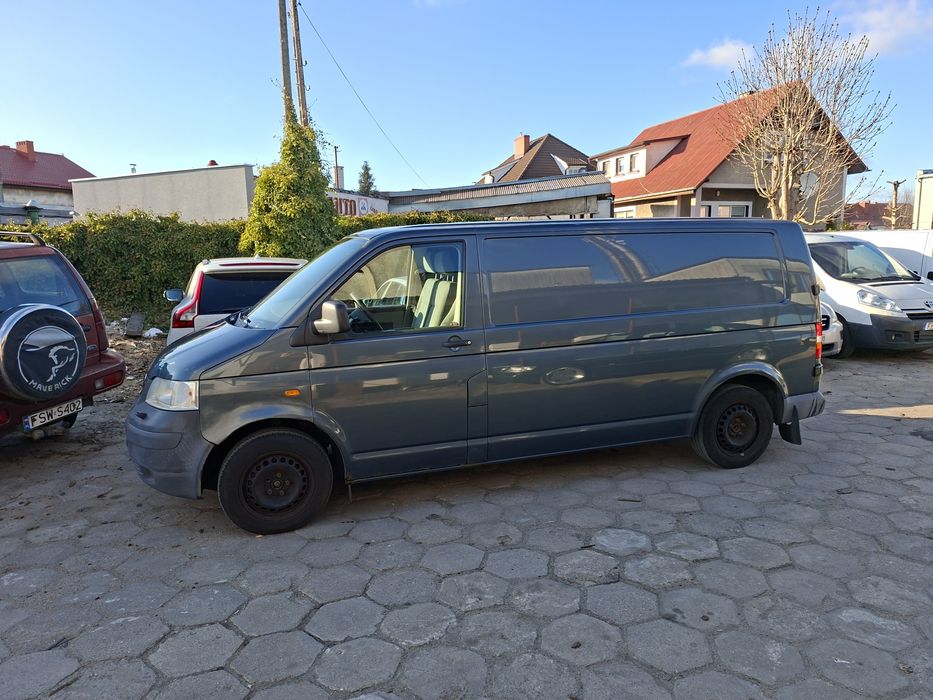Vw transporter t5 long 2.5 tdi long
